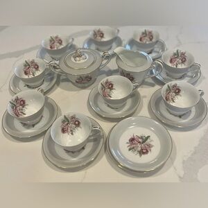 Noritake teacups, saucers, cream & sugar 23 pieces VGC (N5049 by Noritake)
